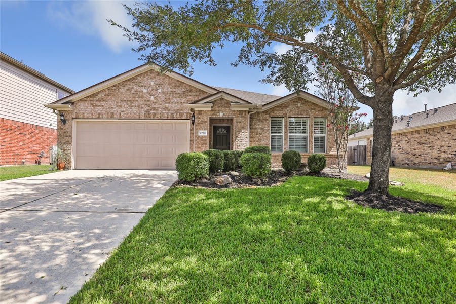 Property photo for 2708 Woodspring Acres Drive, Houston, TX