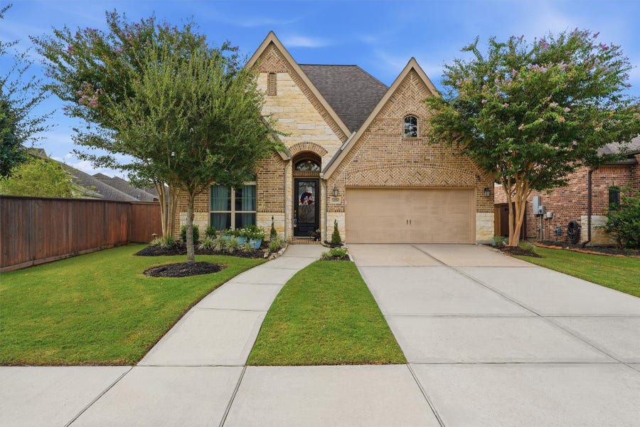 Property photo for 12814 Fernbank Forest Drive, Humble, TX