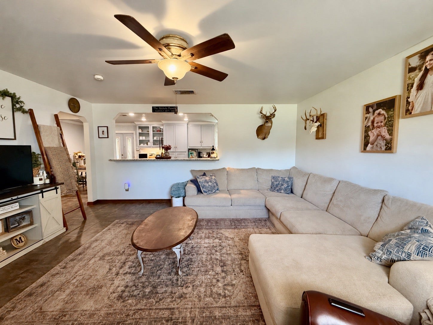 809 E Hamilton Street, West Columbia, TX 77486 809 E Hamilton Street, West Columbia, TX 77486