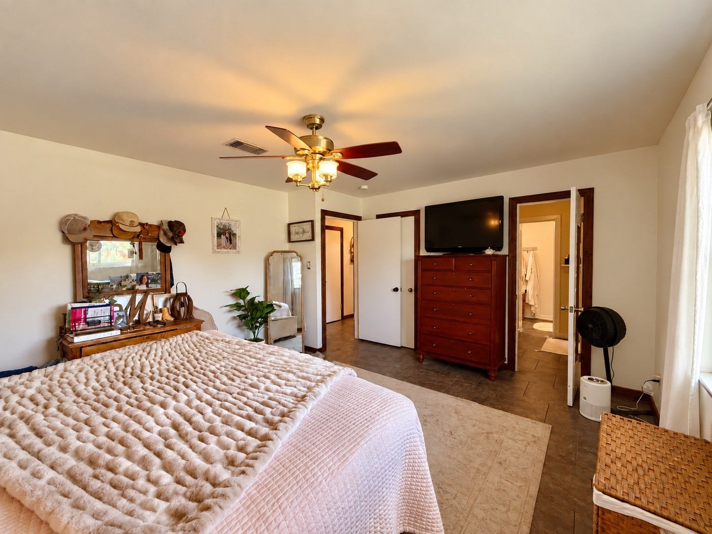 809 E Hamilton Street, West Columbia, TX 77486 809 E Hamilton Street, West Columbia, TX 77486