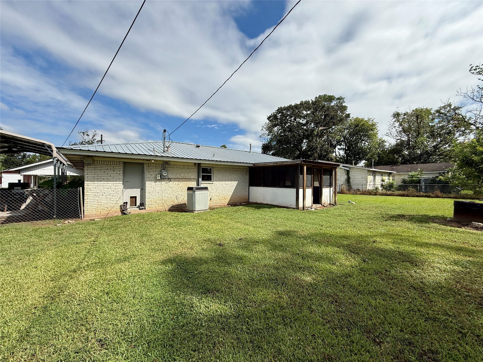809 E Hamilton Street, West Columbia, TX 77486 809 E Hamilton Street, West Columbia, TX 77486