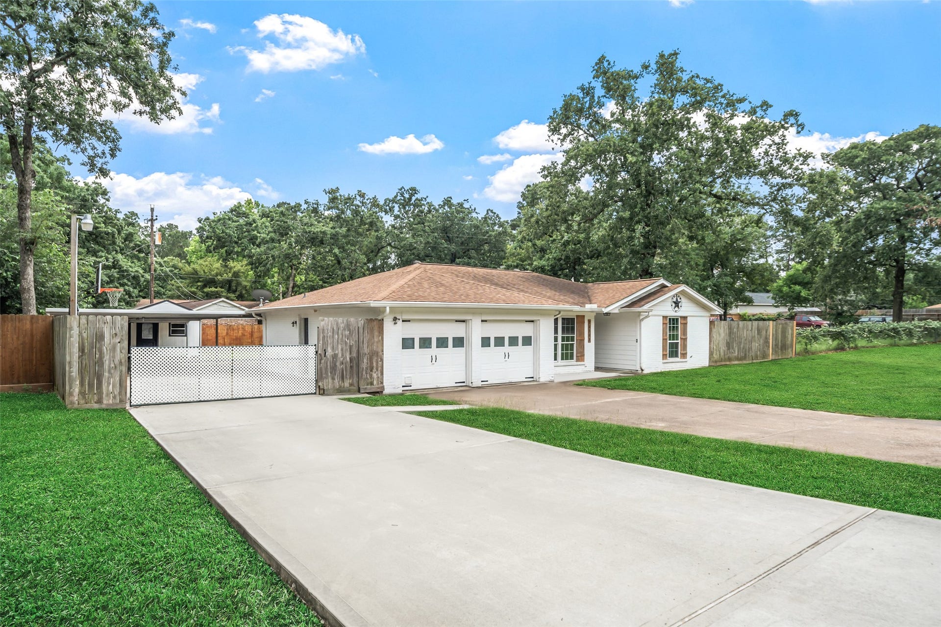 20308 Lana Lane, Porter, TX 77365 20308 Lana Lane, Porter, TX 77365