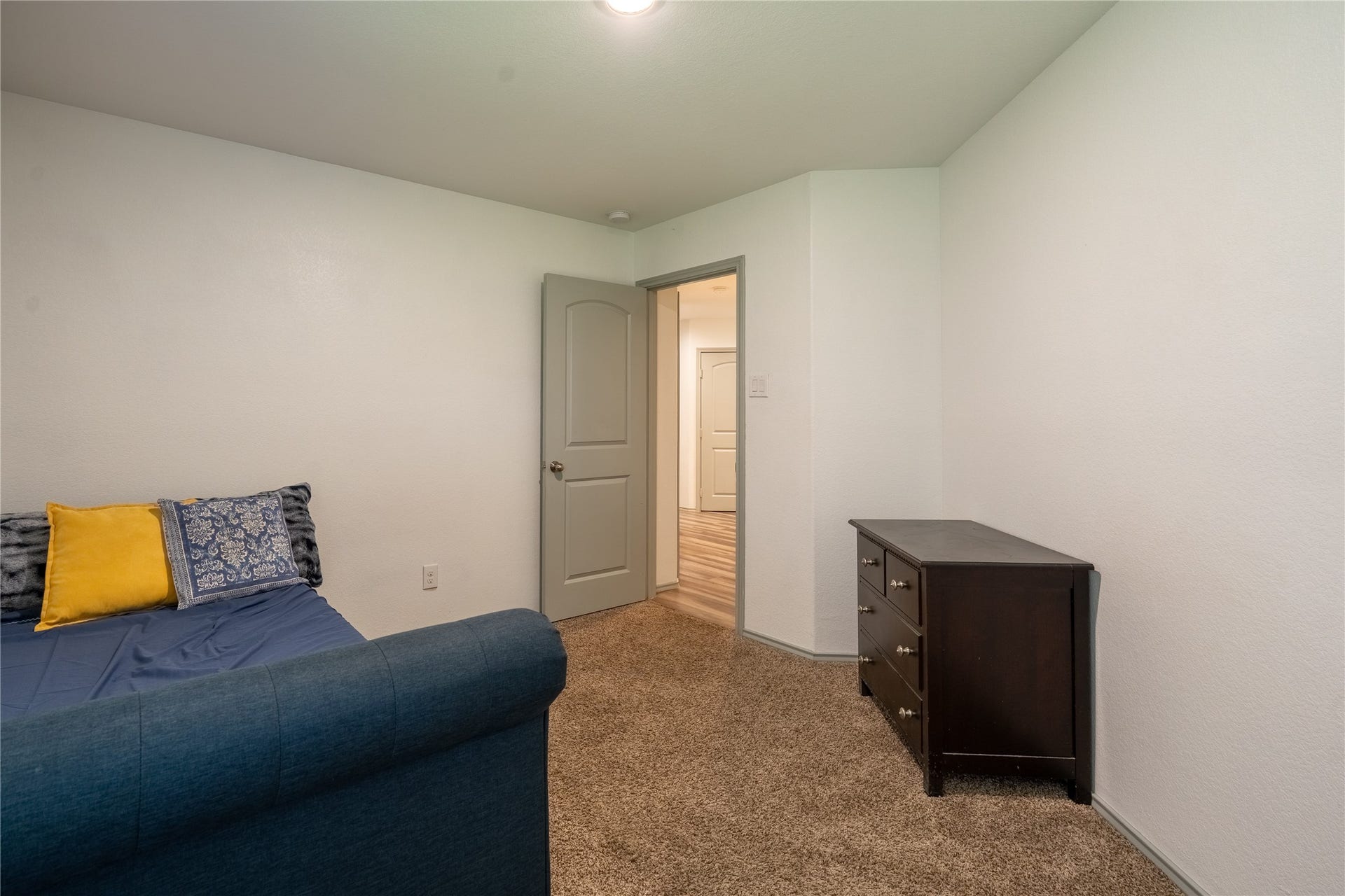 2710 Gold Flake Terrace Road, Spring, TX 77373 2710 Gold Flake Terrace Road, Spring, TX 77373