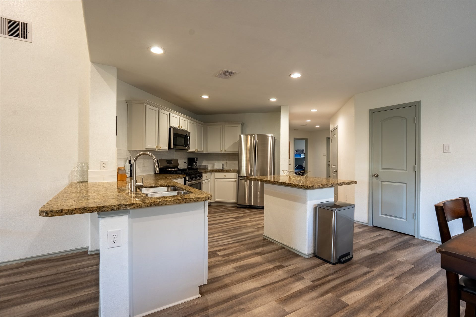 2710 Gold Flake Terrace Road, Spring, TX 77373 2710 Gold Flake Terrace Road, Spring, TX 77373