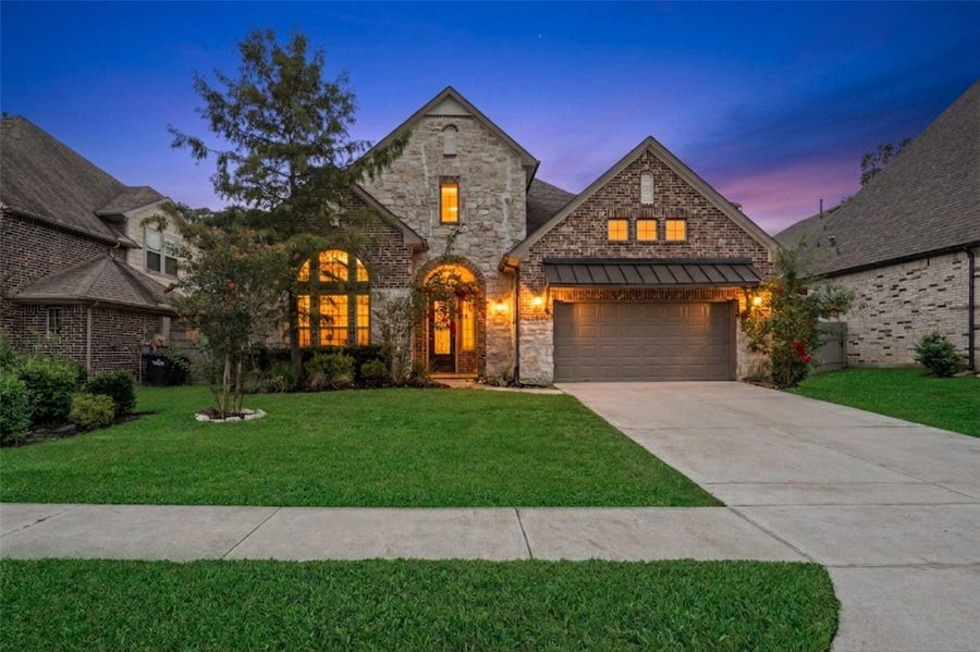 Property photo for 17480 Chestnut Cove Dr, Conroe, TX