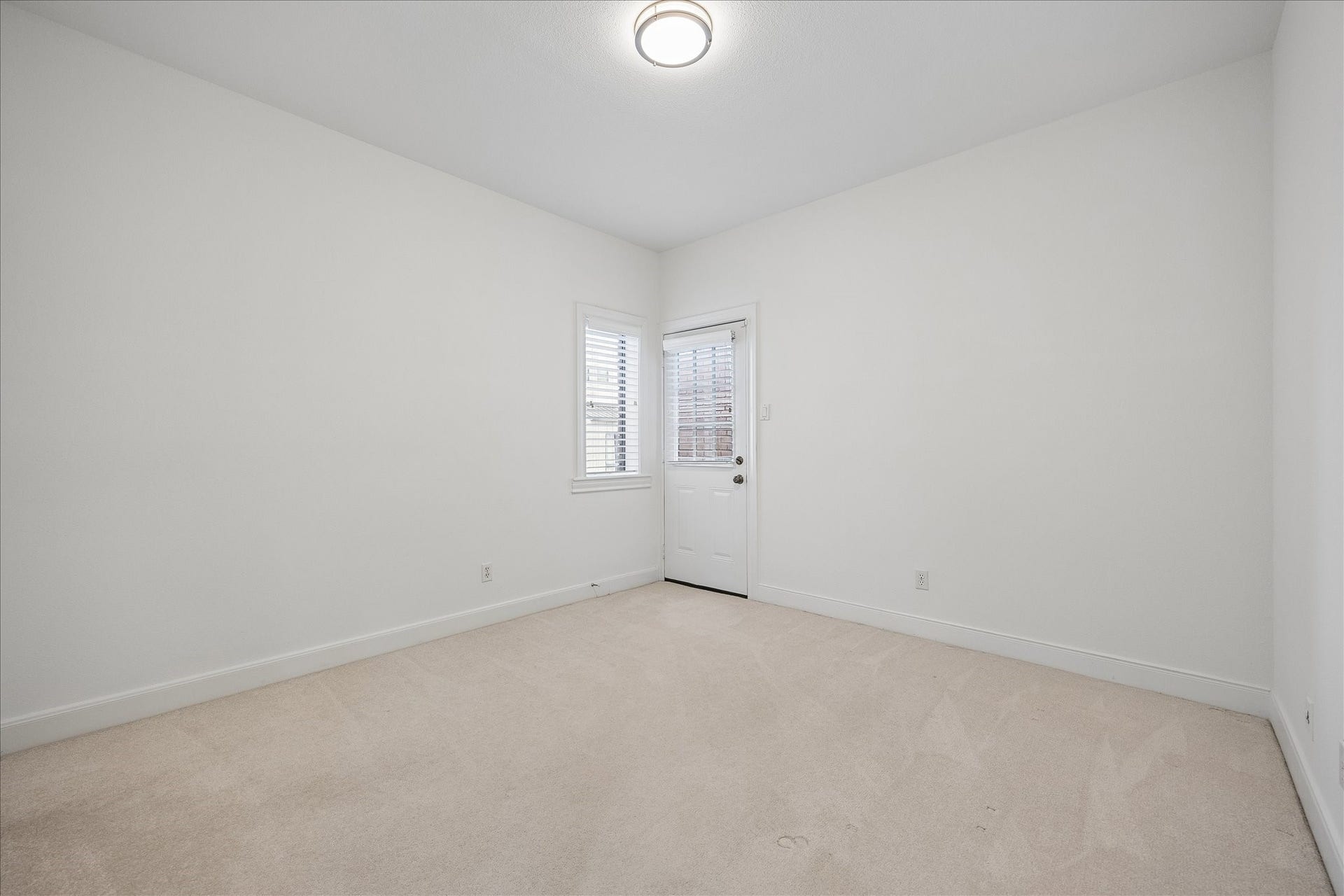 2214 Nantucket Drive, #D, Houston, TX 77057 2214 Nantucket Drive, #D, Houston, TX 77057