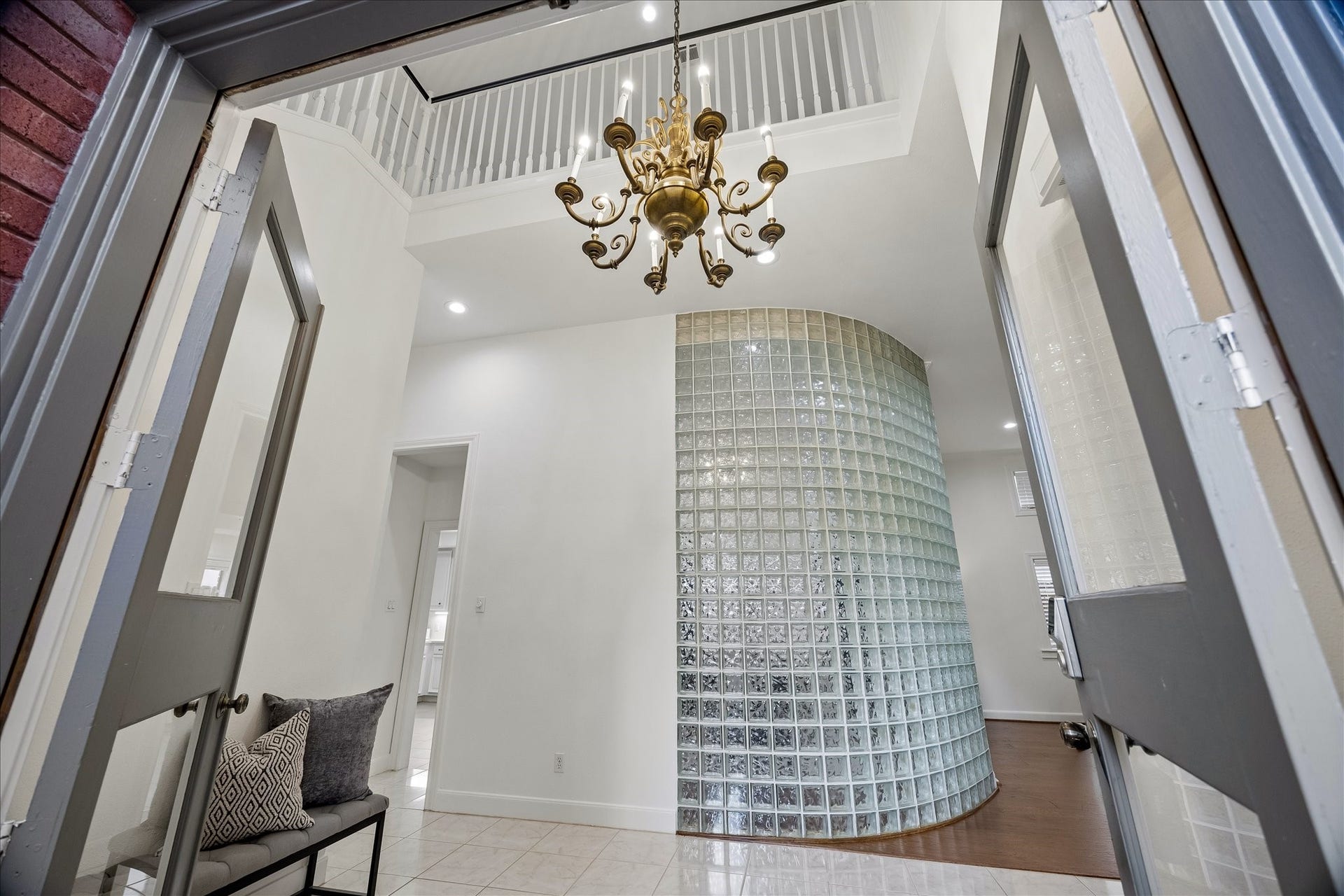 2214 Nantucket Drive, #D, Houston, TX 77057 2214 Nantucket Drive, #D, Houston, TX 77057