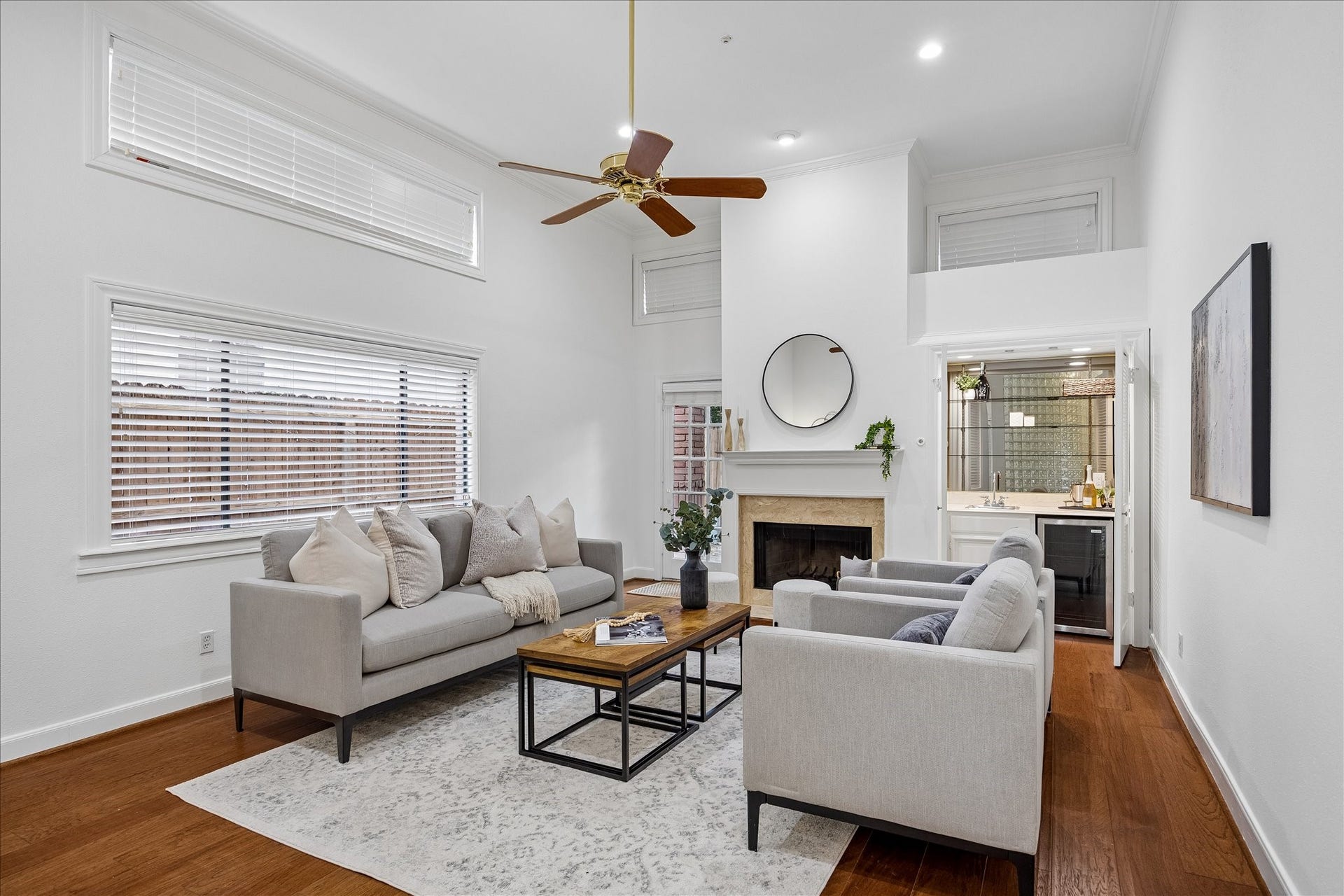 2214 Nantucket Drive, #D, Houston, TX 77057 2214 Nantucket Drive, #D, Houston, TX 77057