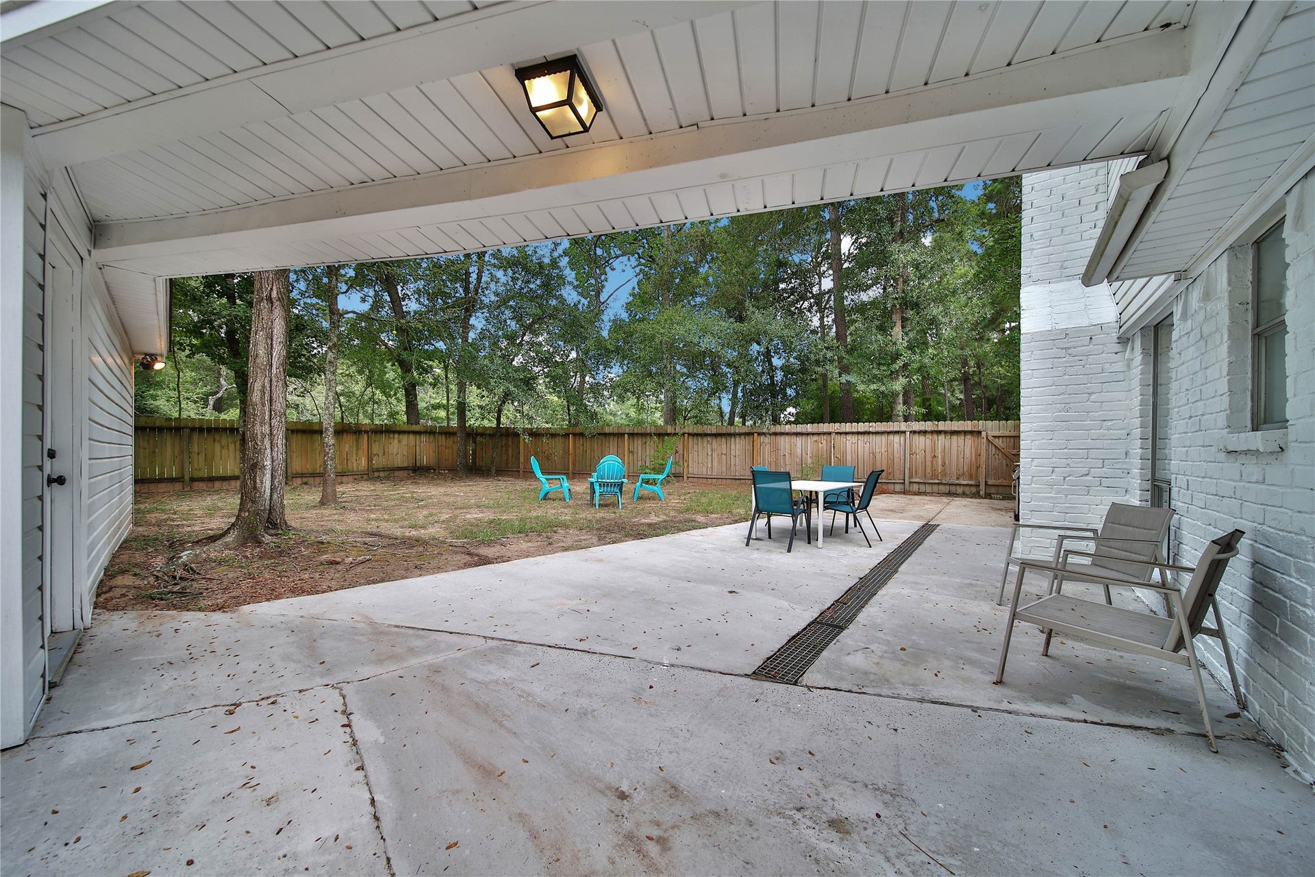 1 Marsh Millet Court, The Woodlands, TX 77380 1 Marsh Millet Court, The Woodlands, TX 77380