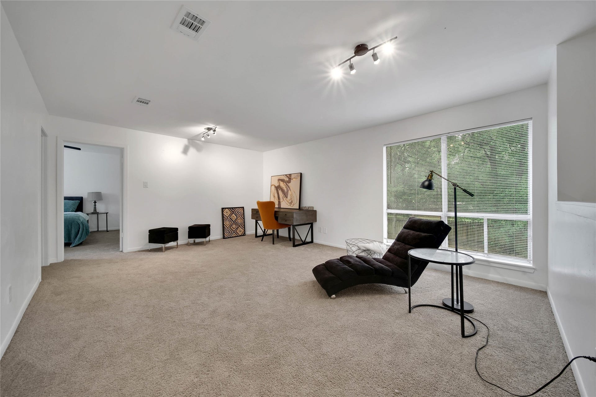1 Marsh Millet Court, The Woodlands, TX 77380 1 Marsh Millet Court, The Woodlands, TX 77380