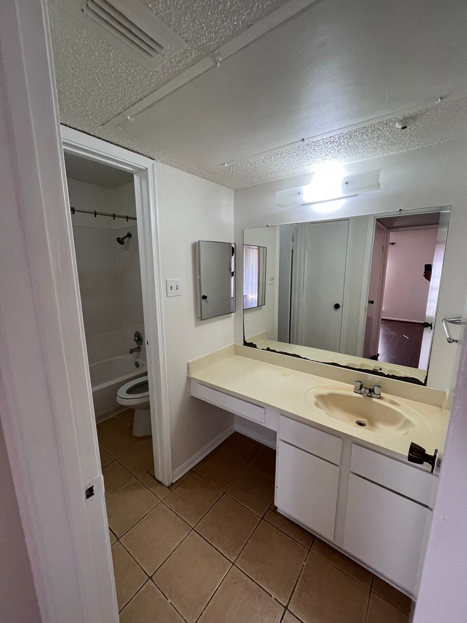 2120 El Paseo Street, #1912, Houston, TX 77054 2120 El Paseo Street, #1912, Houston, TX 77054