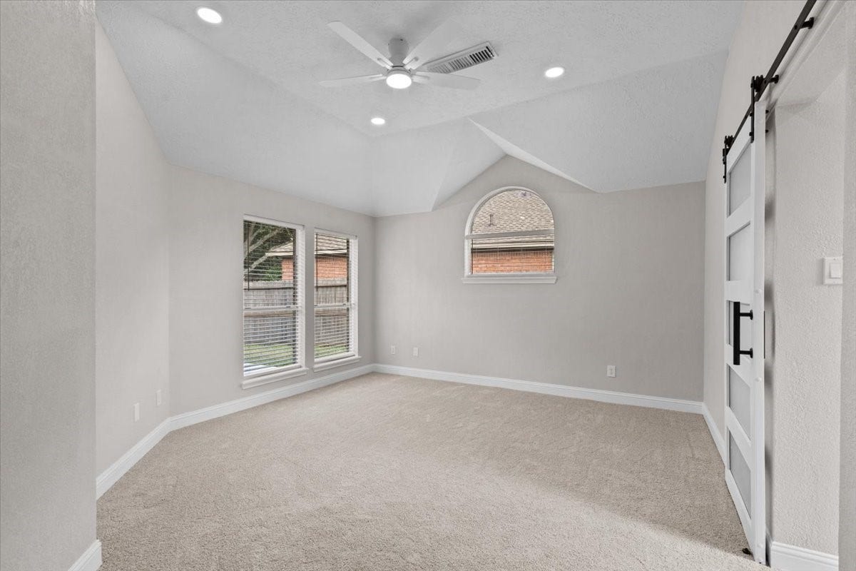 105 Barrington Pointe Court, League City, TX 77573 105 Barrington Pointe Court, League City, TX 77573
