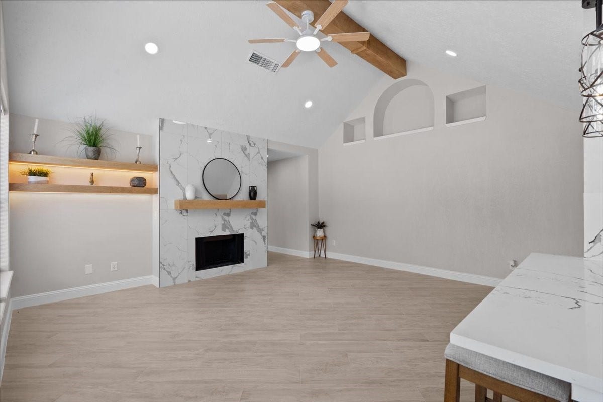 105 Barrington Pointe Court, League City, TX 77573 105 Barrington Pointe Court, League City, TX 77573