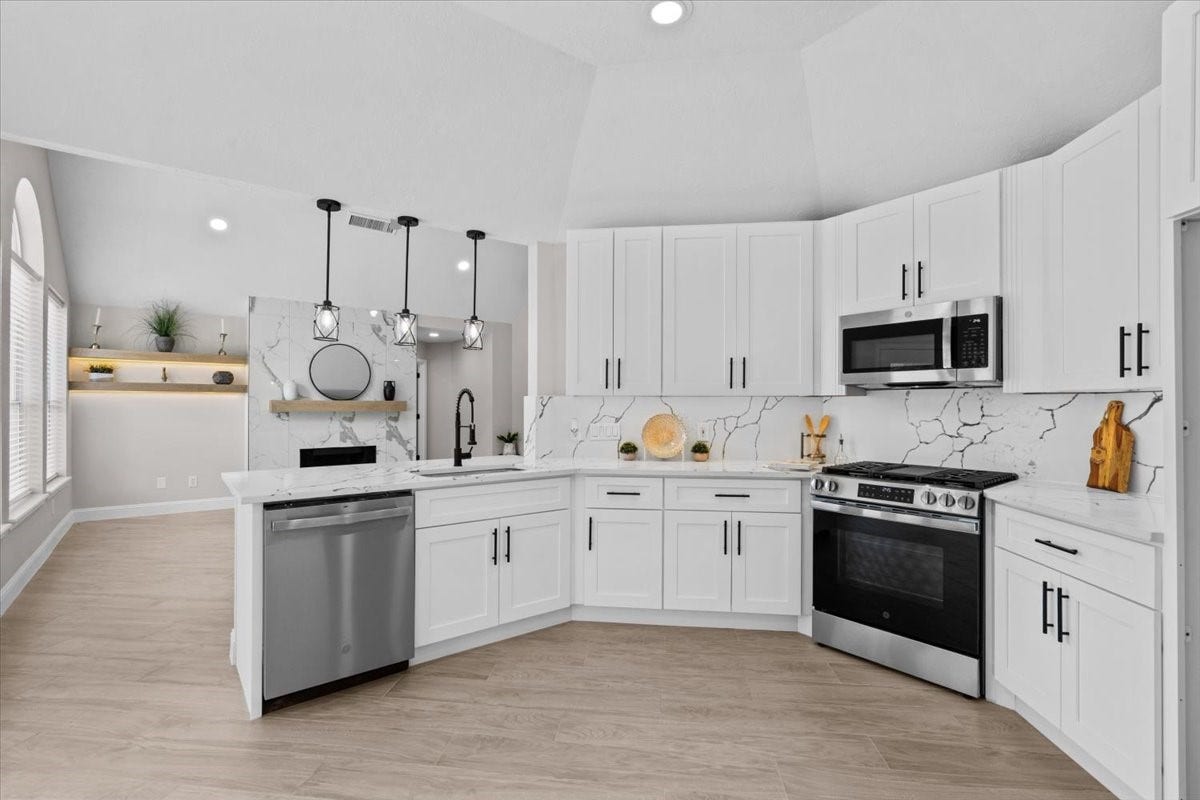 105 Barrington Pointe Court, League City, TX 77573 105 Barrington Pointe Court, League City, TX 77573