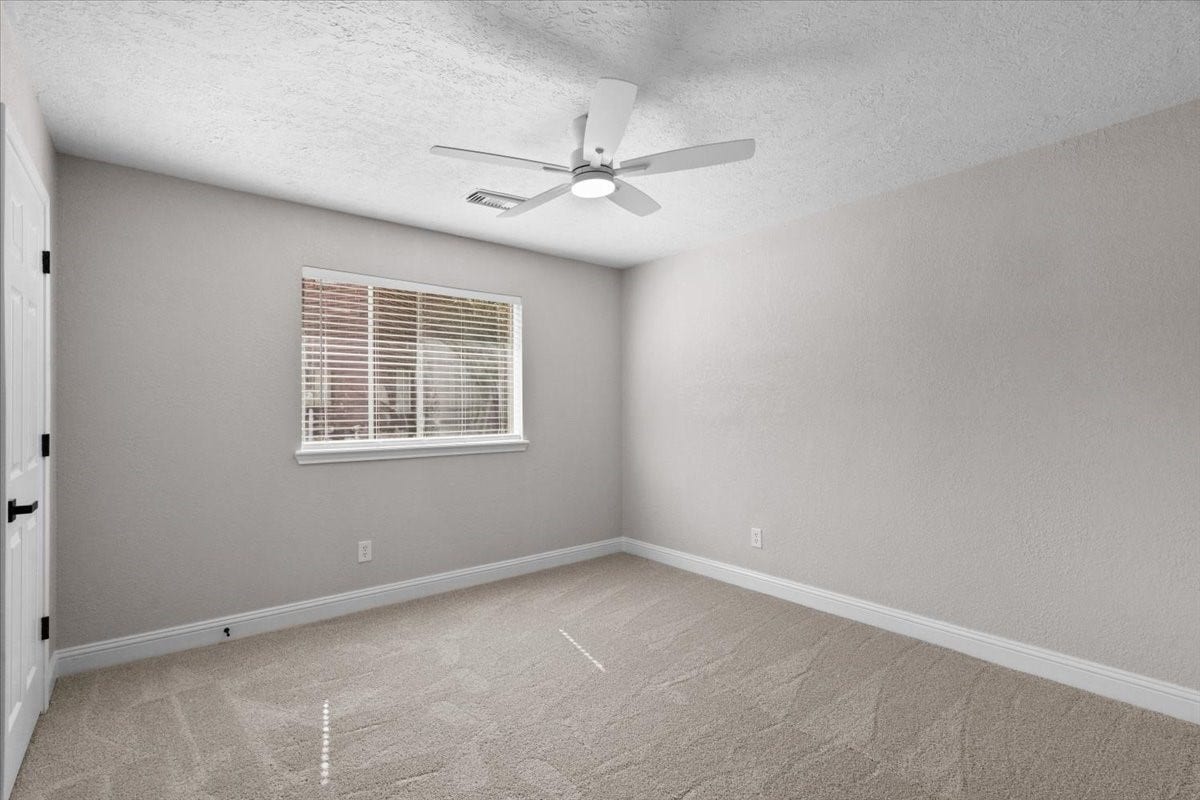105 Barrington Pointe Court, League City, TX 77573 105 Barrington Pointe Court, League City, TX 77573