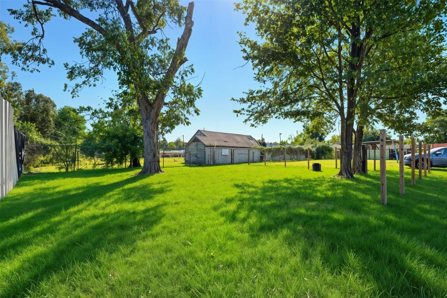 Property photo for 0 Lockwood Drive, Houston, TX