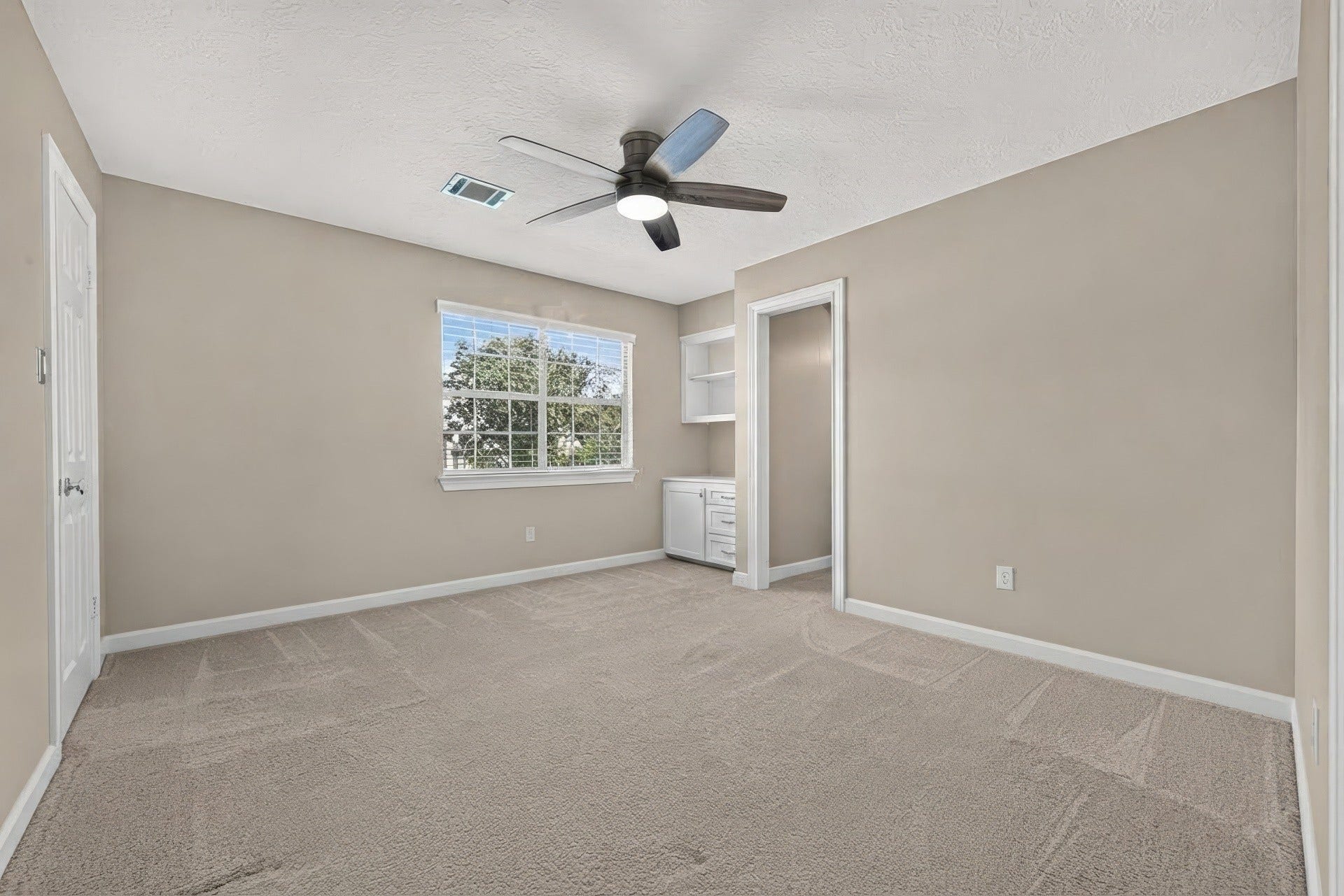 22 Linney Boulevard, Sugar Land, TX 77479 22 Linney Boulevard, Sugar Land, TX 77479