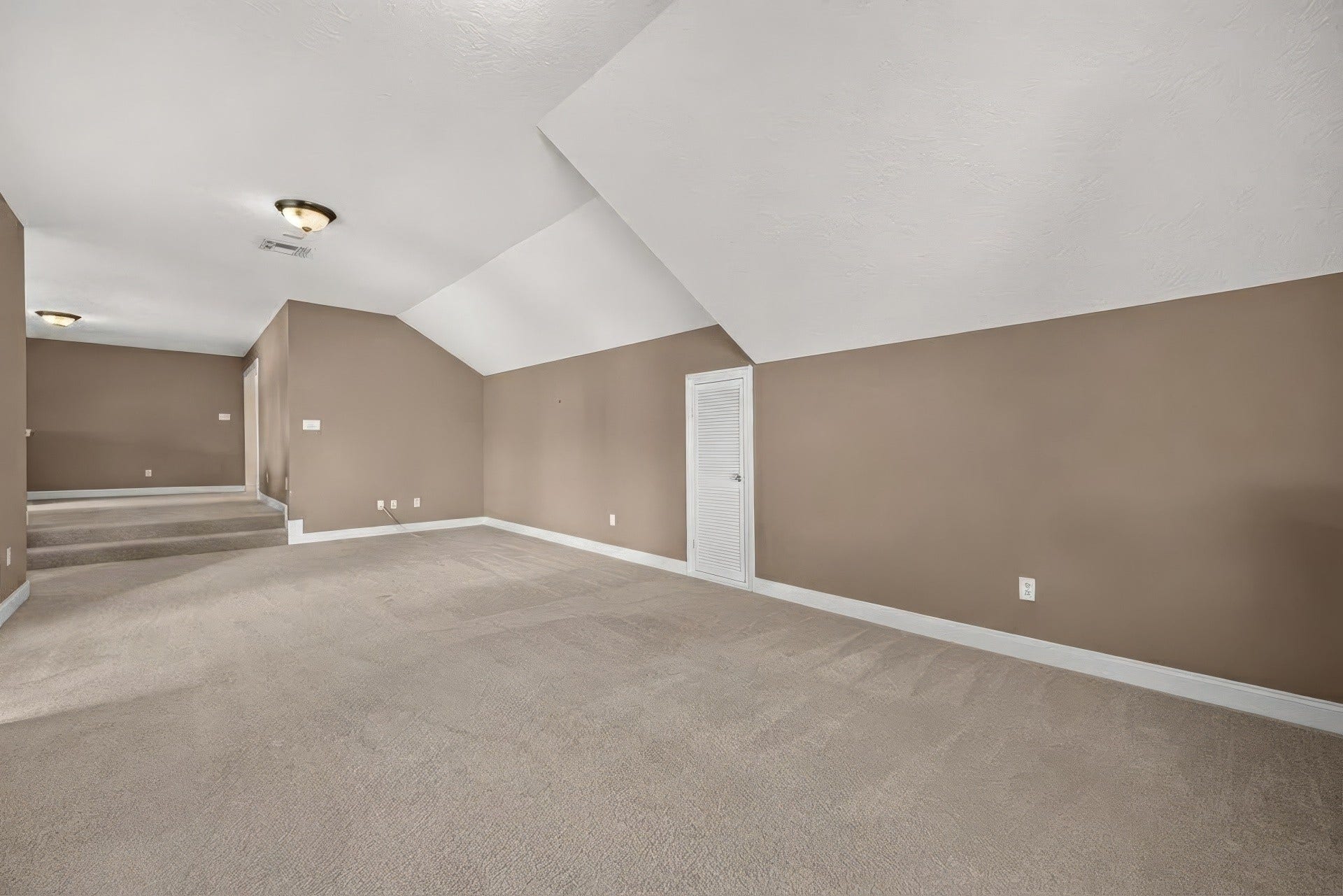 22 Linney Boulevard, Sugar Land, TX 77479 22 Linney Boulevard, Sugar Land, TX 77479