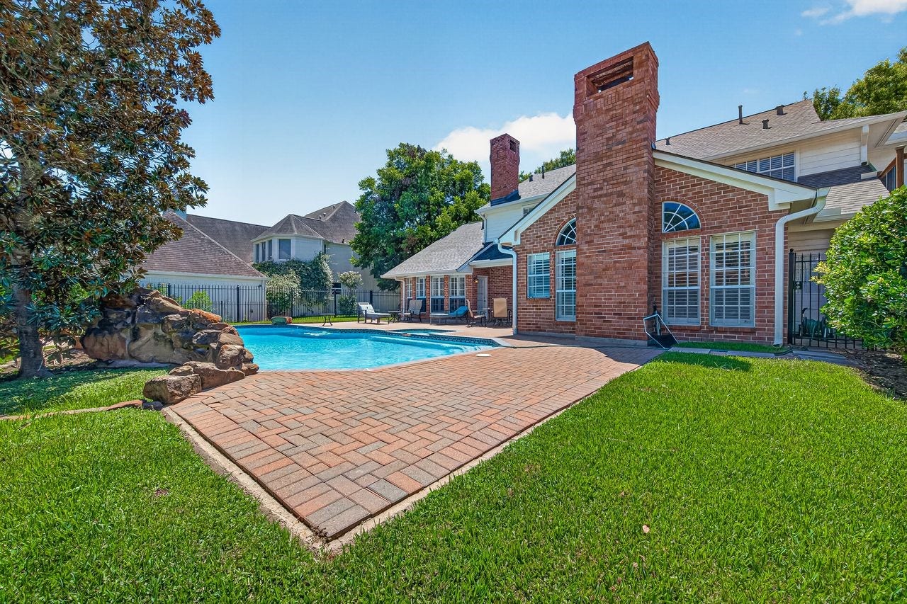 22 Linney Boulevard, Sugar Land, TX 77479 22 Linney Boulevard, Sugar Land, TX 77479