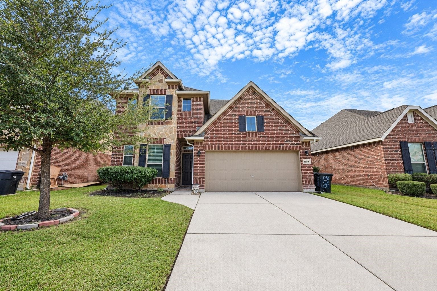 10518 Sun River Falls Drive, Humble, TX 77396 10518 Sun River Falls Drive, Humble, TX 77396