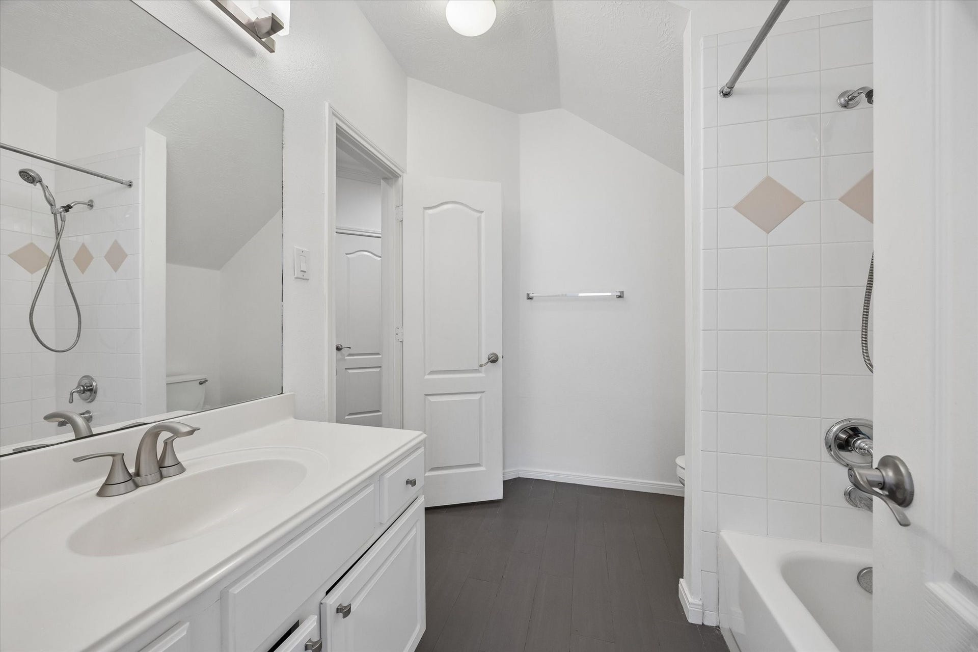 4123 Mcduffie Street, Houston, TX 77098 First floor full bath.