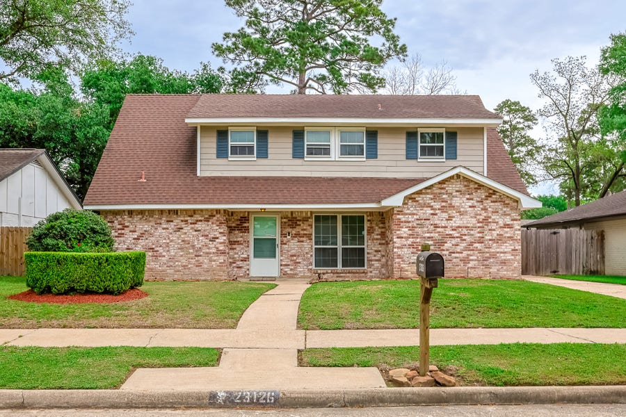 Property photo for 23126 Bayleaf Drive, Spring, TX