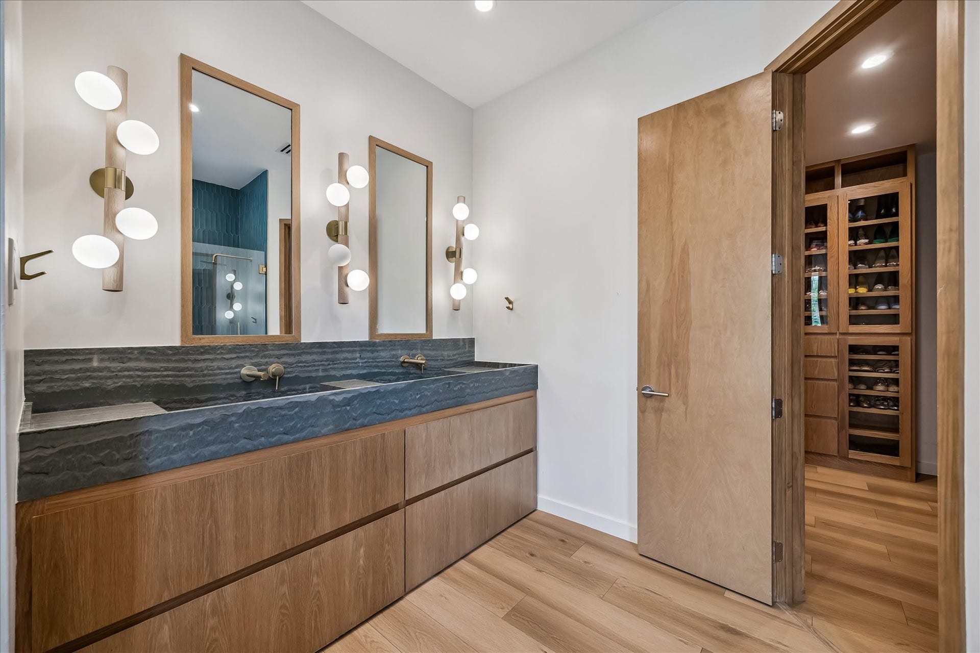 4021 Ella Lee Lane, Houston, TX 77027 4021 Ella Lee Lane, Houston, TX 77027