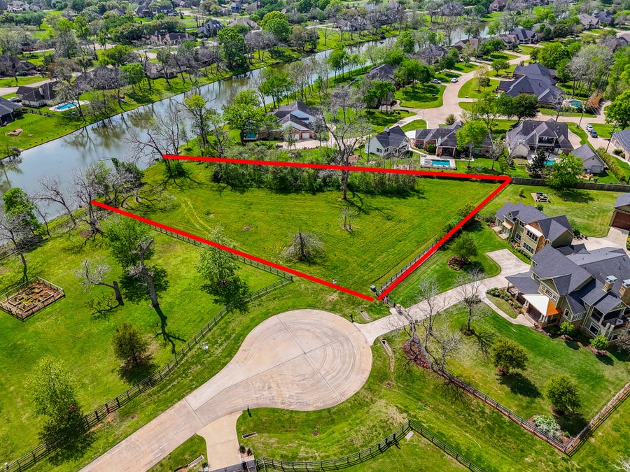 Property photo for 30602 Lower Oxbow Trace, Fulshear, TX