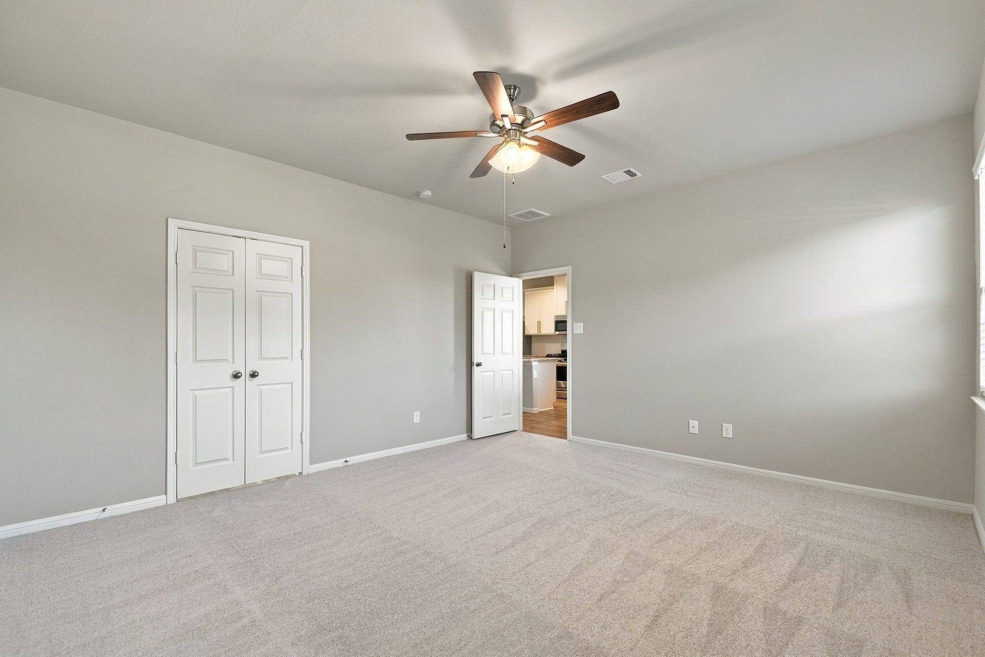 10119 Gold Finch Run, Magnolia, TX 77354