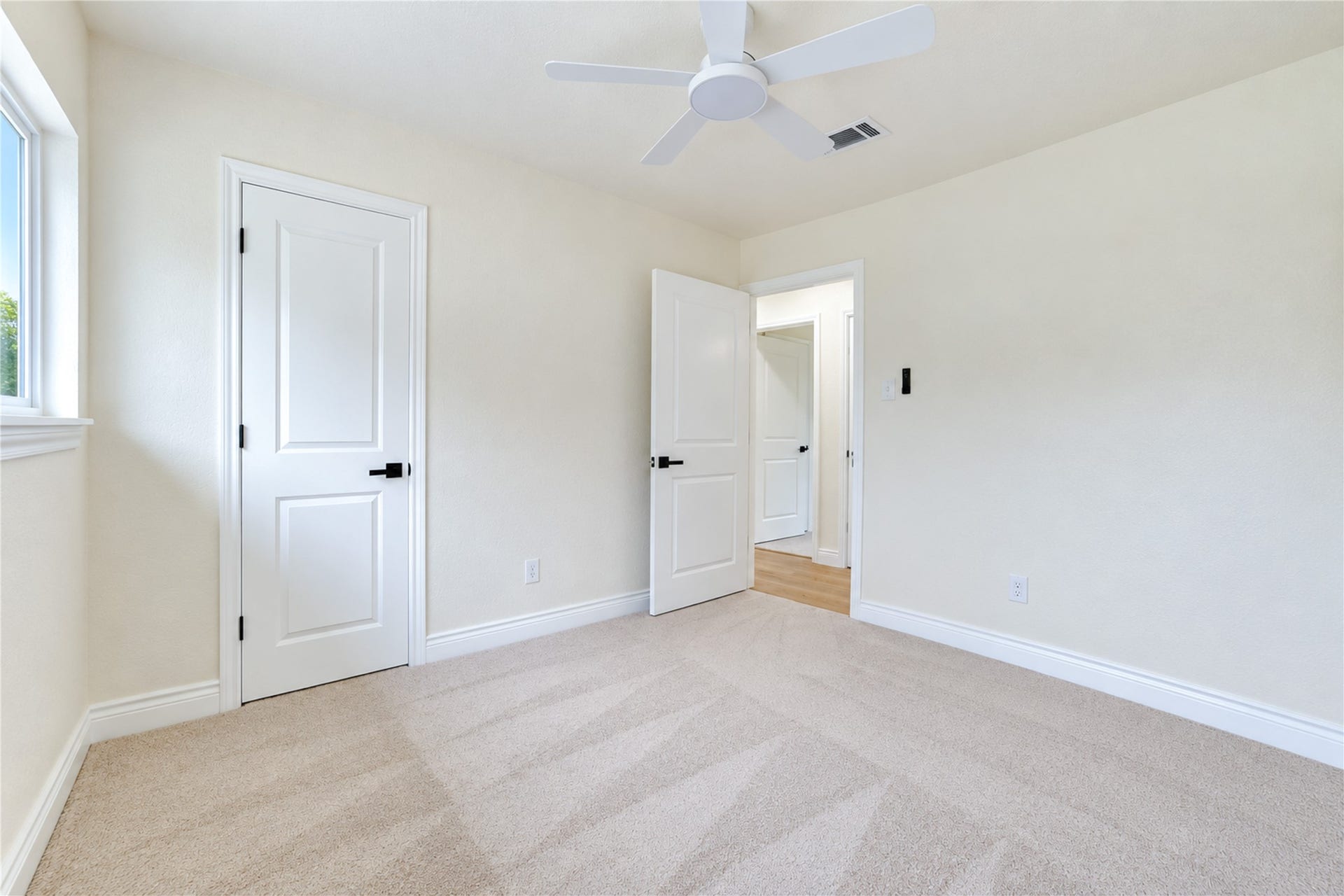 13415 Winston Drive, Santa Fe, TX 77517 13415 Winston Drive, Santa Fe, TX 77517
