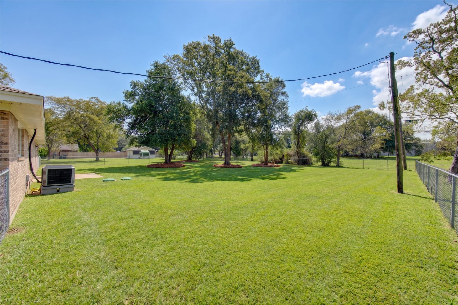 13415 Winston Drive, Santa Fe, TX 77517 13415 Winston Drive, Santa Fe, TX 77517