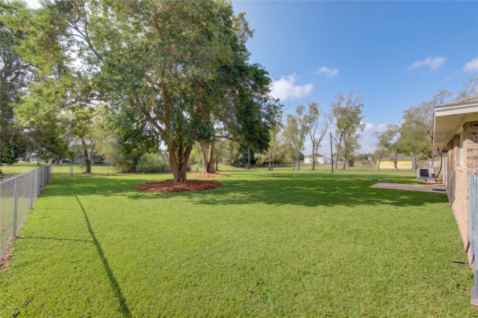 13415 Winston Drive, Santa Fe, TX 77517 13415 Winston Drive, Santa Fe, TX 77517