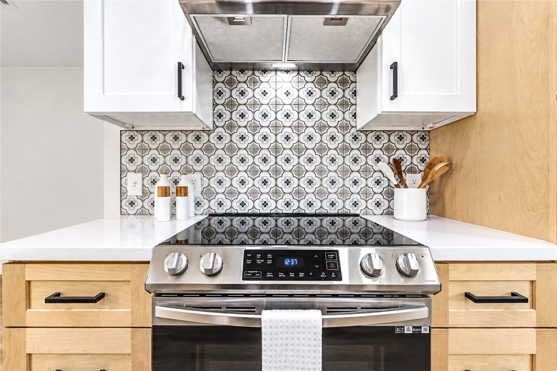 13415 Winston Drive, Santa Fe, TX 77517 13415 Winston Drive, Santa Fe, TX 77517