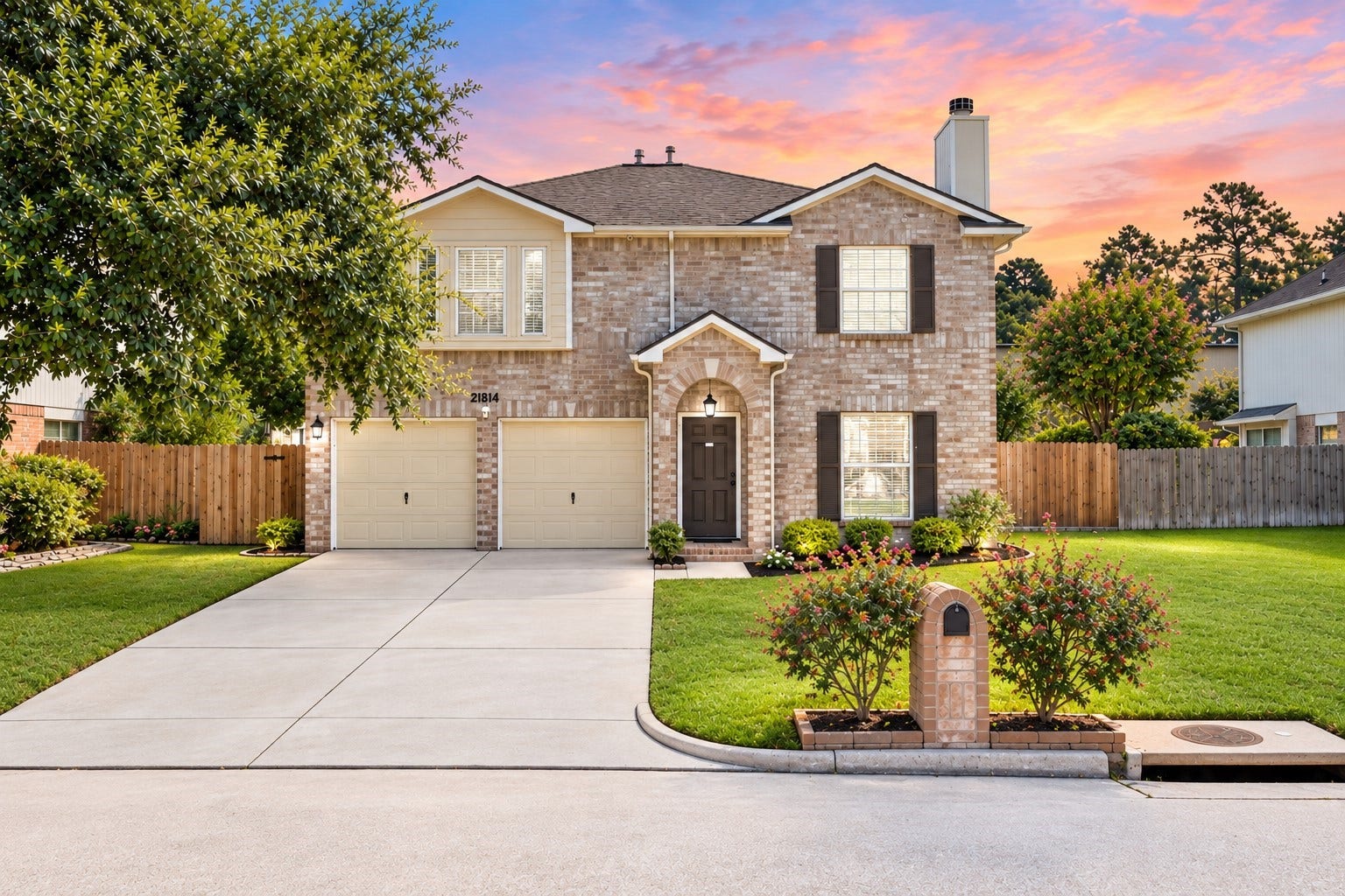 21814 Long Castle Drive, Spring, TX 77388 21814 Long Castle Drive, Spring, TX 77388