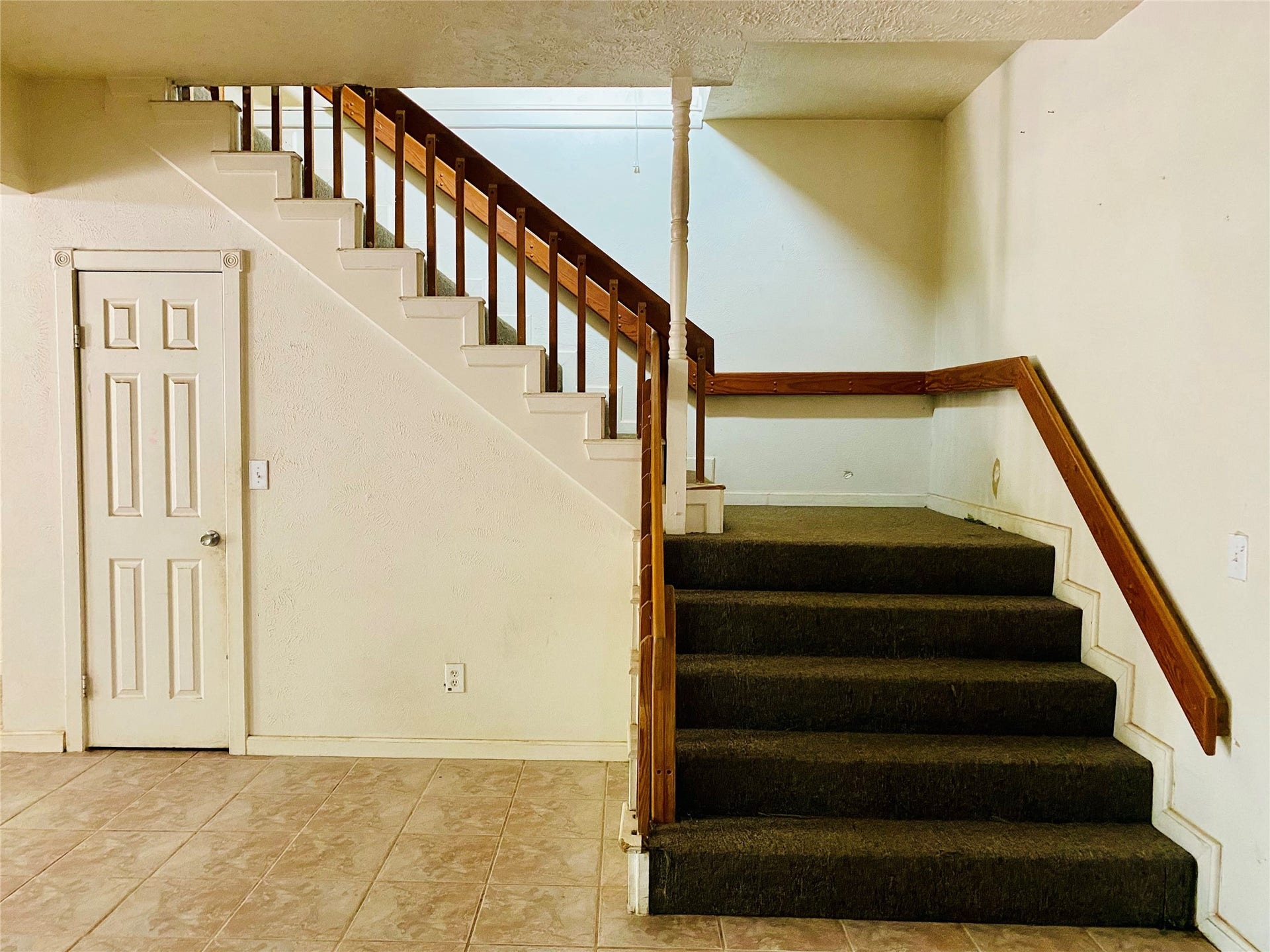 2500 Southline Road, Conroe, TX 77384 Storage closet & stairs (from Dining room)