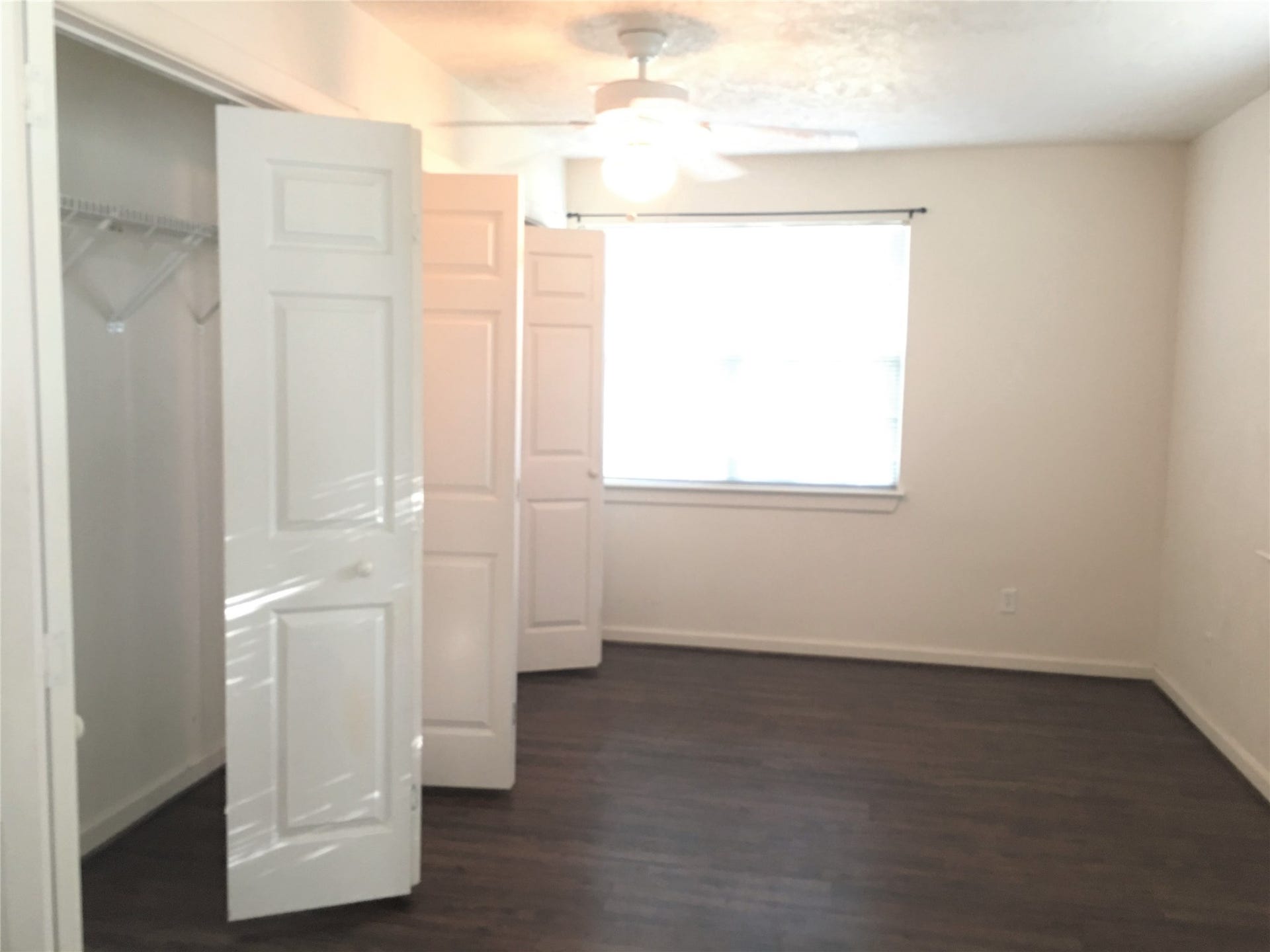 2500 Southline Road, Conroe, TX 77384 Bedroom 4 adjoins Bedrm 3 with 2 closets