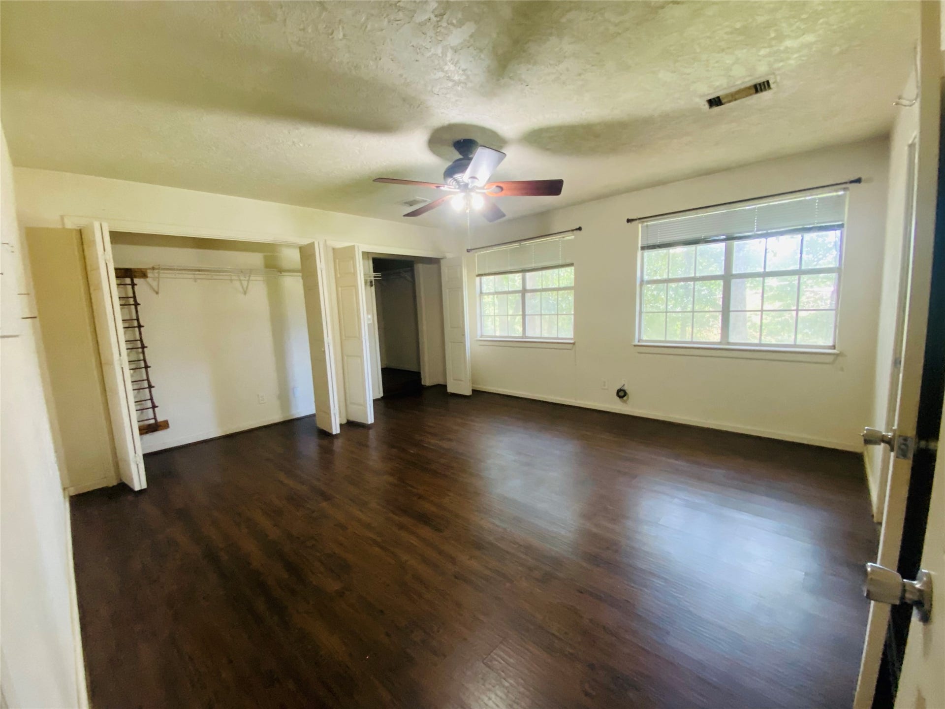 2500 Southline Road, Conroe, TX 77384 Primary bedroom is first bedroom to the left