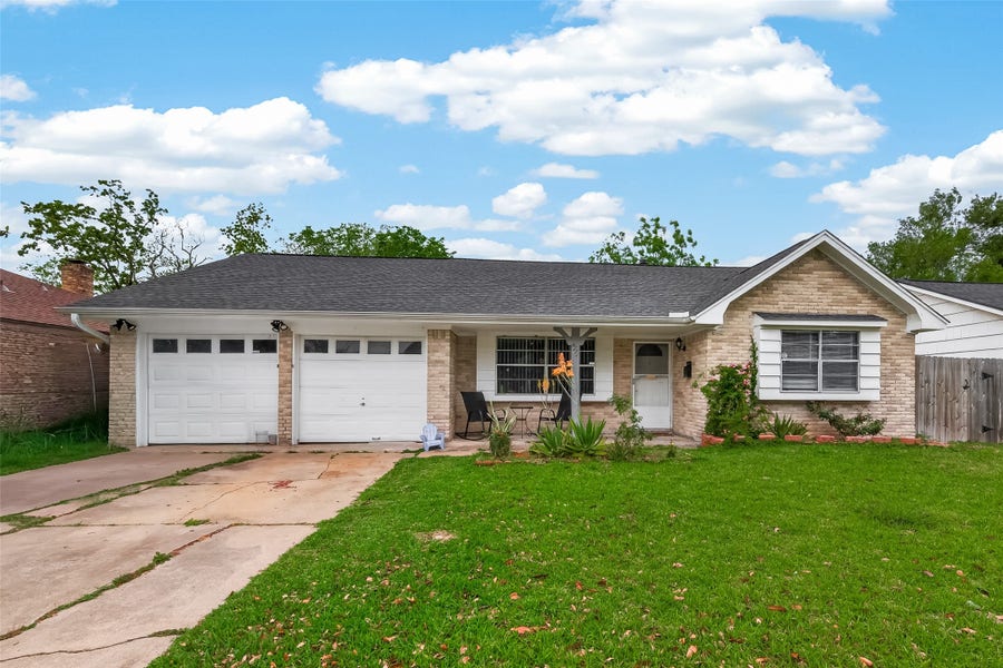 Property photo for 9771 Rambling Trail, Houston, TX