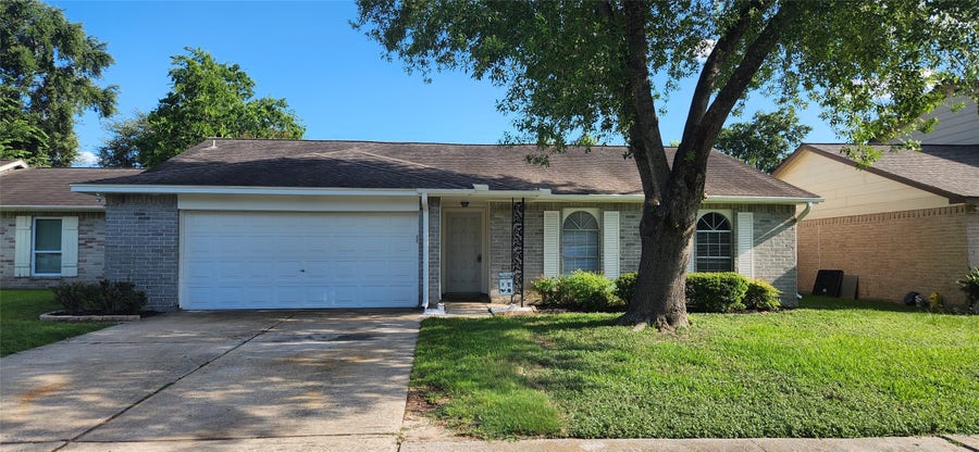 Property photo for 10115 Enchanted Stone Drive, Houston, TX