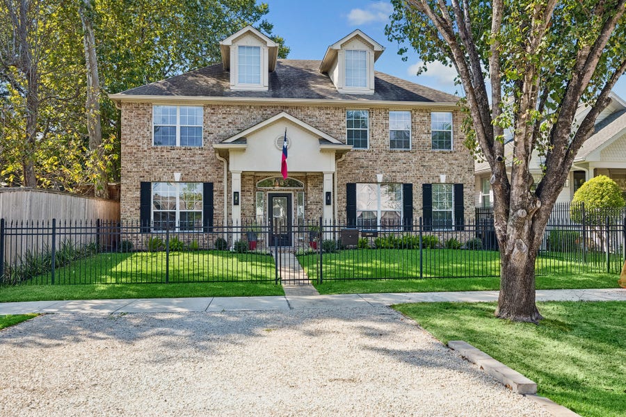 Property photo for 1439 Waverly Street, Houston, TX