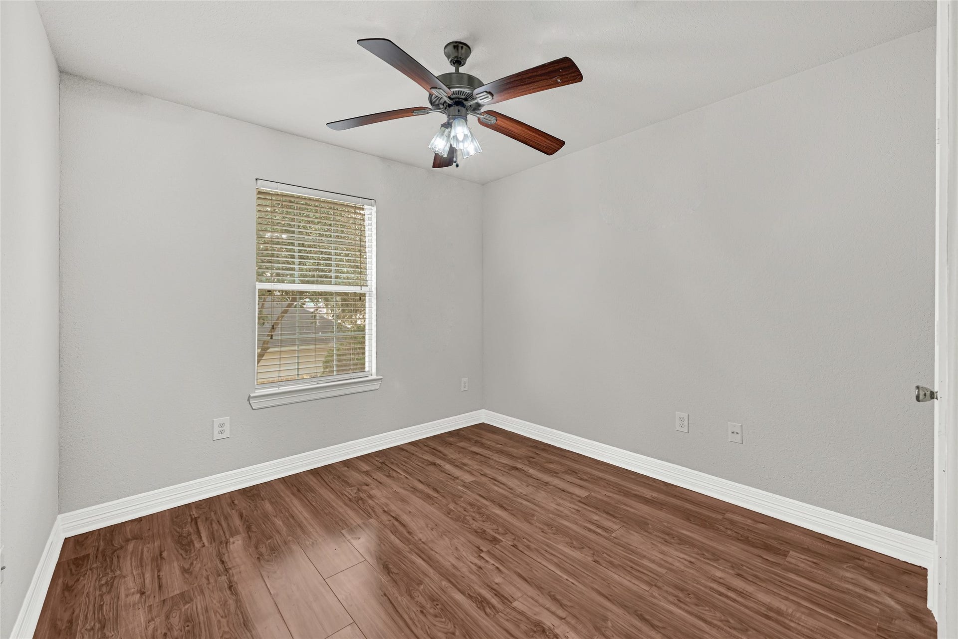 5826 Darlington Oak Street, Houston, TX 77016