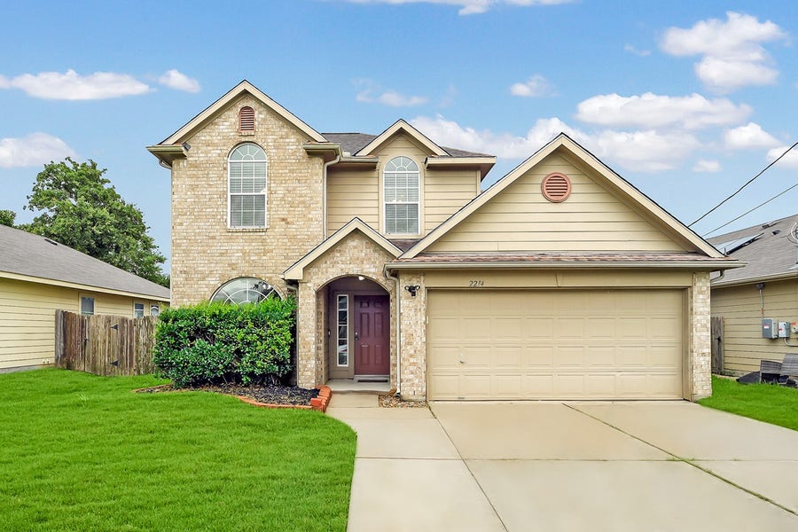Property photo for 2214 Shady Pine Drive, Conroe, TX