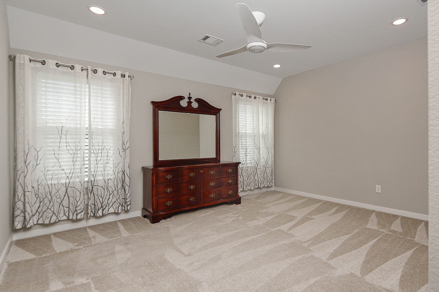 261 Monte Carlo Lane, Montgomery, TX 77316 261 Monte Carlo Lane, Montgomery, TX 77316