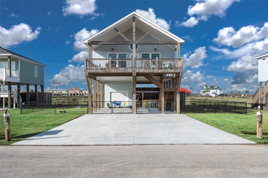 Property photo for 2285 E Lobster Street, Crystal Beach, TX