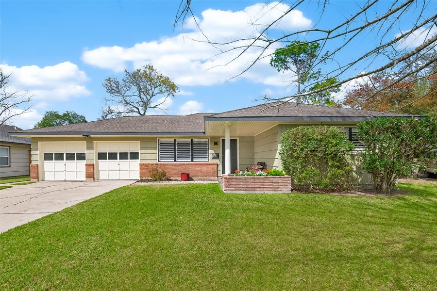 Property photo for 4746 Kinglet Street, Houston, TX