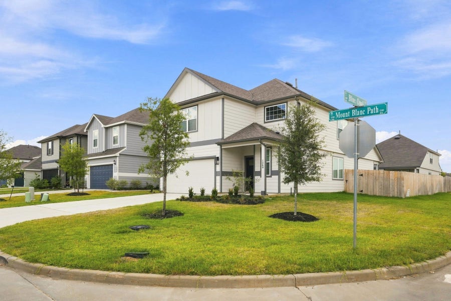 Property photo for 1360 Mount Blanc Path, Conroe, TX