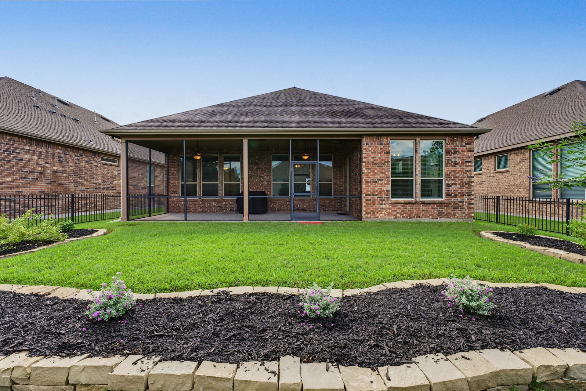 156 Wild Wick Way, The Woodlands, TX 77382