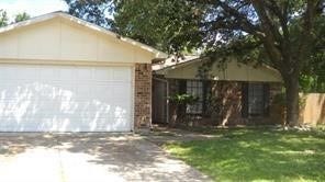 Property photo for 8002 Knightwood Forest Drive, Houston, TX