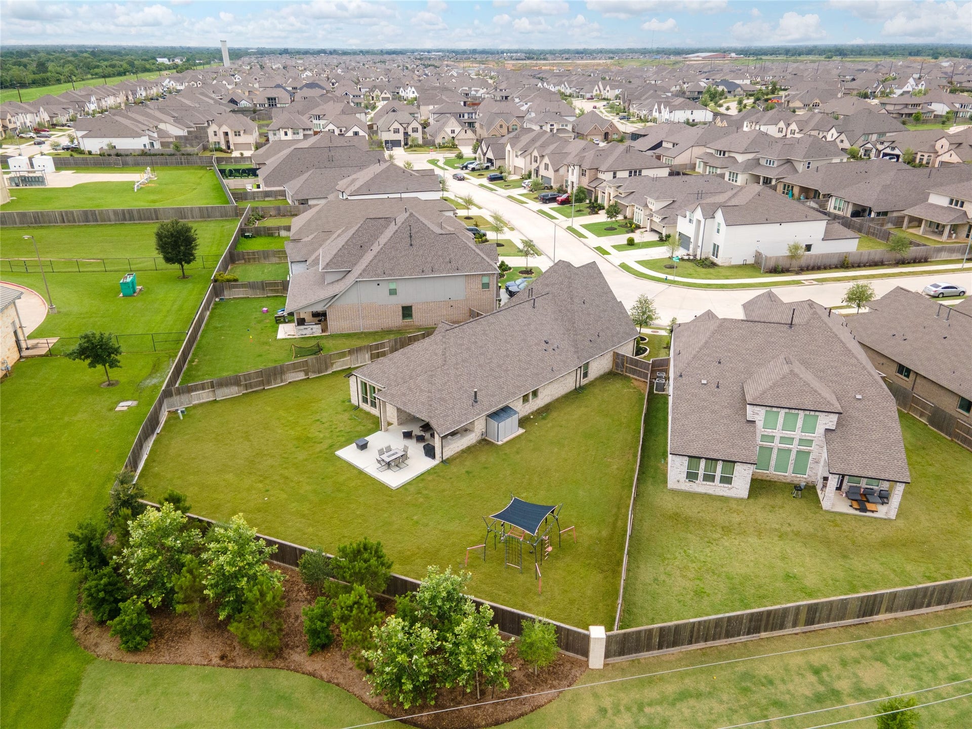 10834 Capella Creek Way, Richmond, TX 77406 Huge lot with plenty of space for nearly any pool you could imagine. No back neighbors!