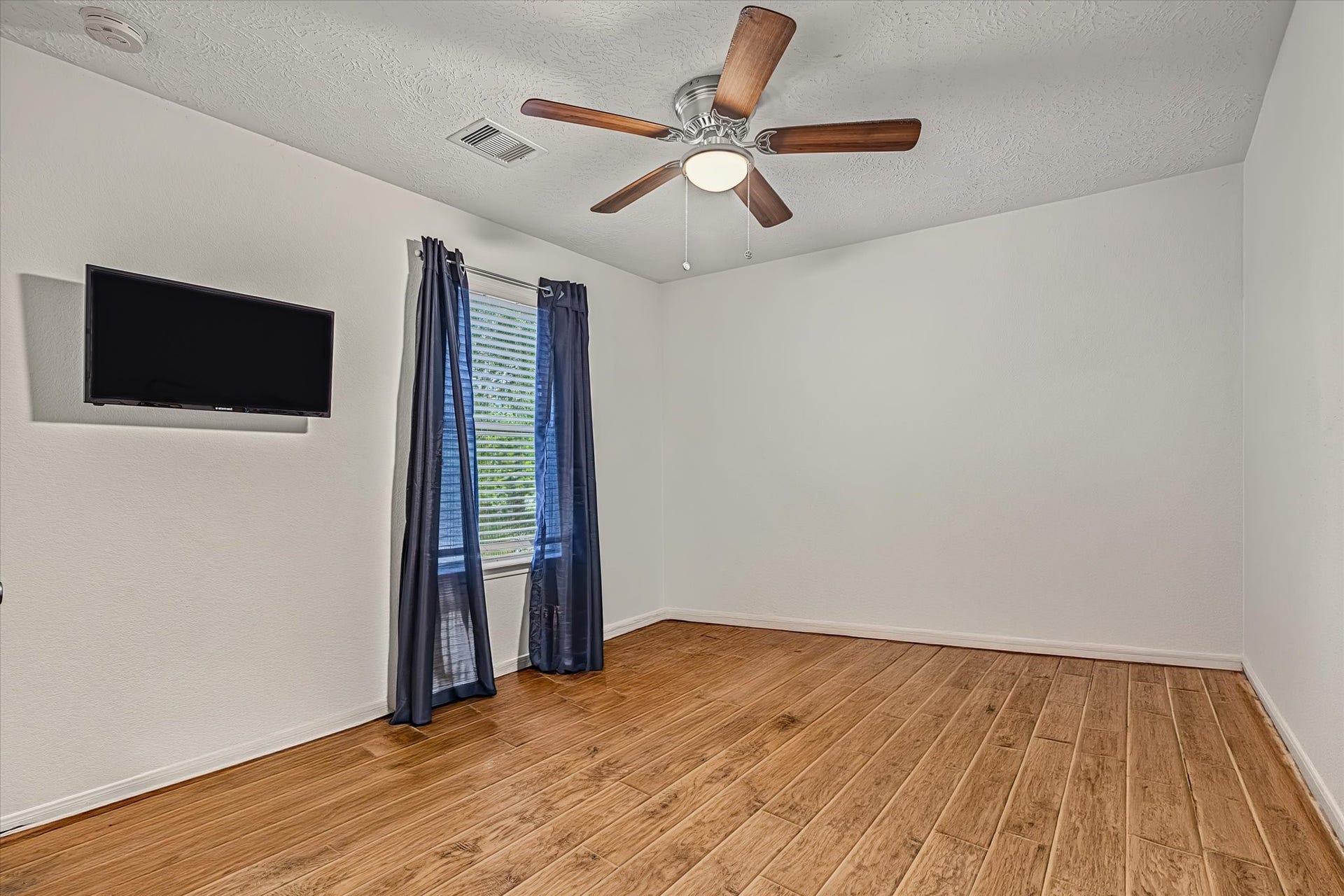 21311 Pine Monte Ridge Lane, Katy, TX 77449 21311 Pine Monte Ridge Lane, Katy, TX 77449